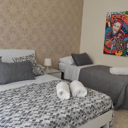 Casa Angela Lägenhet Salerno Exteriör bild