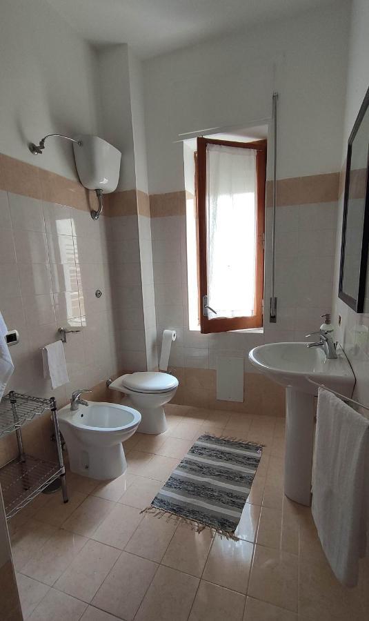 Casa Angela Lägenhet Salerno Exteriör bild
