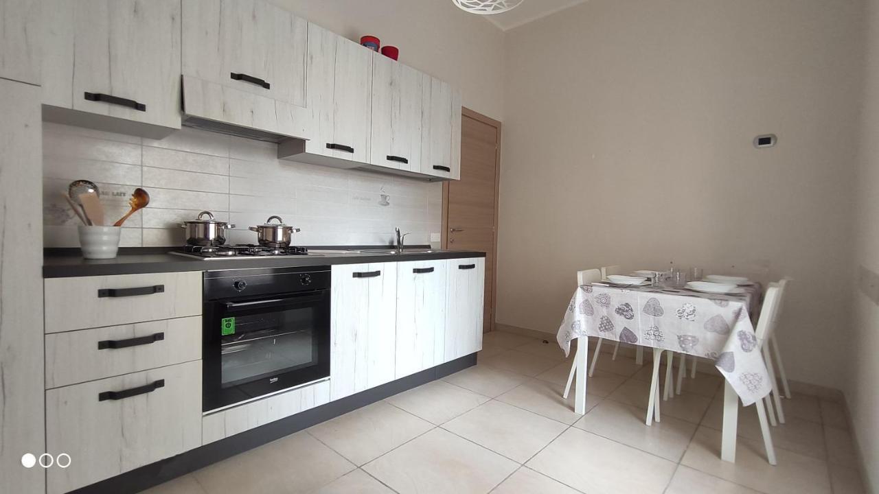 Casa Angela Lägenhet Salerno Exteriör bild