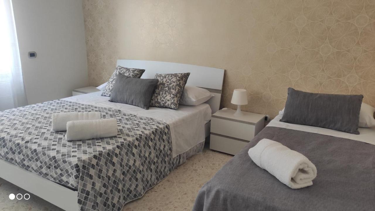 Casa Angela Lägenhet Salerno Exteriör bild